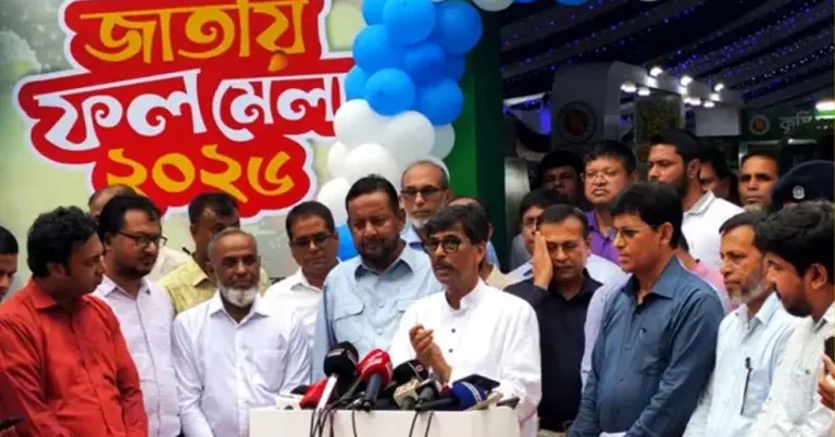 সিঙ্গারা থেকে কাবাব— কাঁঠালের নতুন রূপে মুগ্ধ মন্ত্রী